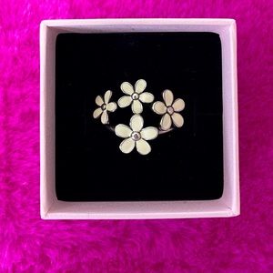 Discontinued Pandora White Daisies Flowers Bundle Size US7